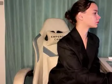 dears_pearlss – webcam model profile photo Image 3