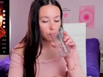 melaniepavan – webcam model profile photo Image 16