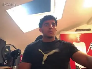 DomManlyGuy – webcam model profile photo Image 12