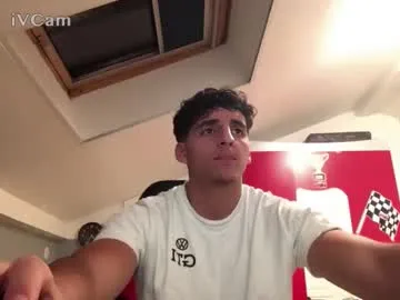 DomManlyGuy – webcam model profile photo Image 3