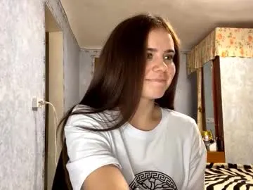 skinny_candy18 – webcam model profile photo Image 3