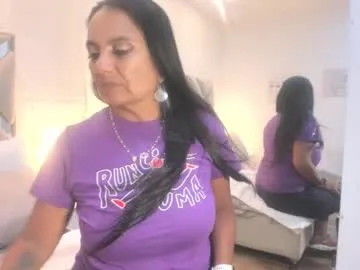 someone_sweet – webcam model profile photo Image 13