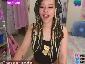 candy8998 chat room preview Image 6