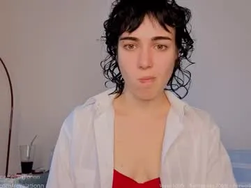 HopeHeaven – webcam model profile photo Image 9