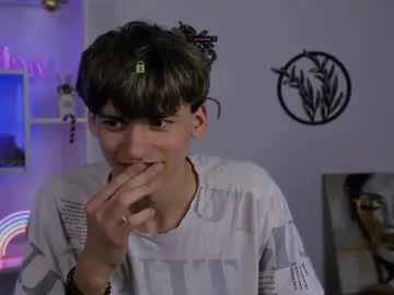 portia_bubbles chat room preview Image 8