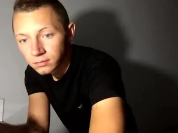 lipswithsmileonthem – webcam model profile photo Image 3
