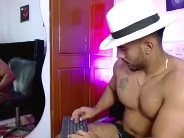 PabloArena – webcam model profile photo Image 19