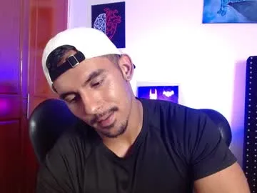 PabloArena – webcam model profile photo Image 3