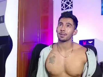 PabloArena – webcam model profile photo Image 9