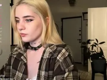 kira21_13 – webcam model profile photo Image 17