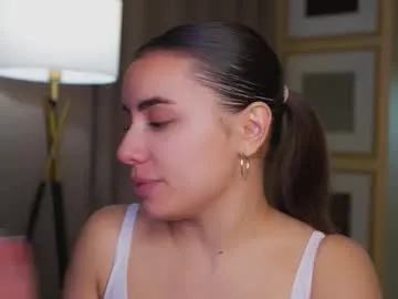 sophiepop41 – webcam model profile photo Image 18