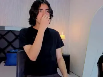 kai101010 – webcam model profile photo Image 18