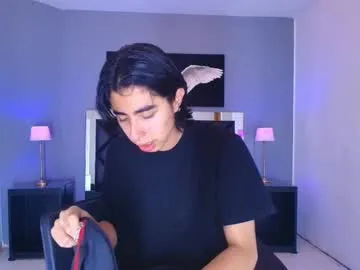 kai101010 – webcam model profile photo Image 9