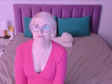 chiquitabures – webcam model profile photo Image 18