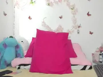 stargroup – webcam model profile photo Image 4