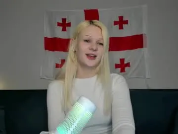 irohani_usagi – webcam model profile photo Image 3