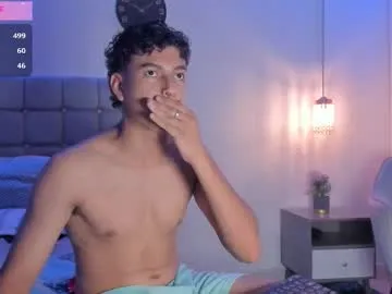 seraphine23 – webcam model profile photo Image 11