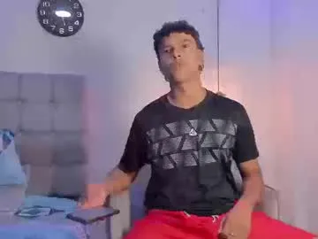 seraphine23 – webcam model profile photo Image 16