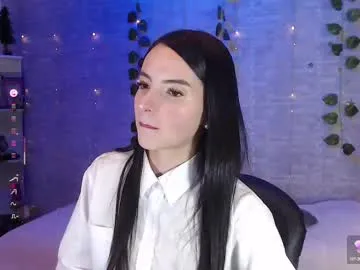 sara_alvarez_ Image 5
