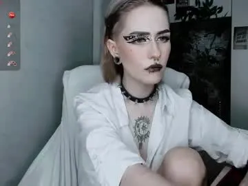 fflloowweerr – webcam model profile photo Image 14