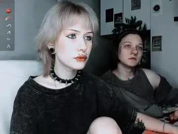 fflloowweerr – webcam model profile photo Image 17