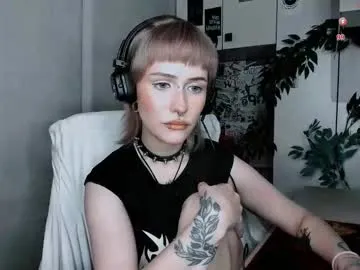 fflloowweerr – webcam model profile photo Image 3