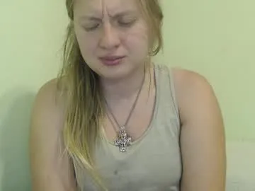 TwinksNextDoor – webcam model profile photo Image 11