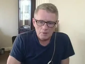 someone_sweet – webcam model profile photo Image 3