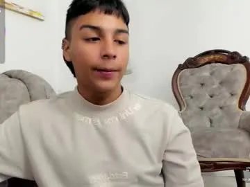 hornyshow_tv – webcam model profile photo Image 7