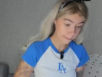 AudrinaClarke – webcam model profile photo Image 9