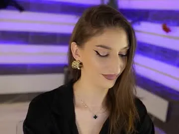 helenmann_ – webcam model profile photo Image 5