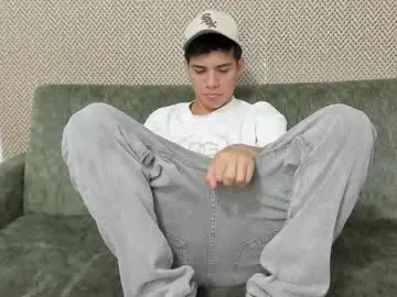 MaximoBenetti – webcam model profile photo Image 19