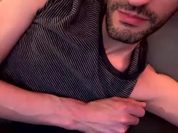 PabloArena – webcam model profile photo Image 5