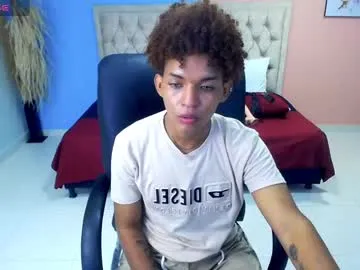 shyboy_ebony Image 15
