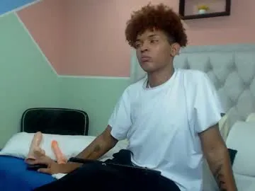 shyboy_ebony Image 18