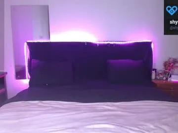 nimfeya – webcam model profile photo Image 15