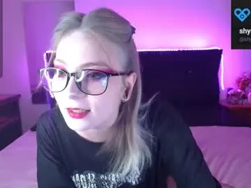 nimfeya – webcam model profile photo Image 4