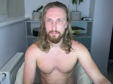 lioncluess – webcam model profile photo Image 9