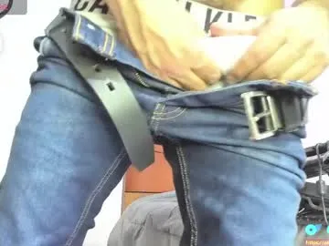 soldier_hugedick Image 3