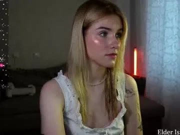 WitchAnnie – webcam model profile photo Image 3