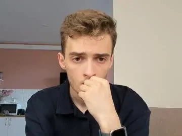 PabloArena – webcam model profile photo Image 2