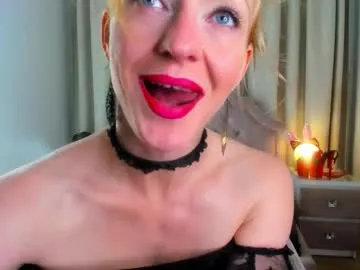 WitchAnnie chat room preview Image 11