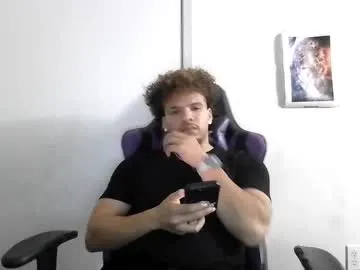 DomManlyGuy – webcam model profile photo Image 12