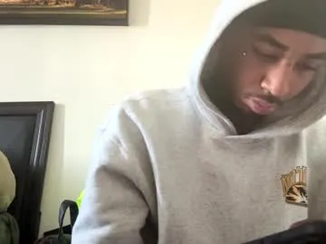 DomManlyGuy – webcam model profile photo Image 2