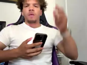 DomManlyGuy – webcam model profile photo Image 6