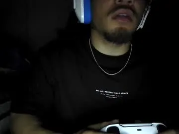 DomManlyGuy – webcam model profile photo Image 7