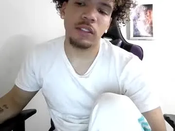 DomManlyGuy – webcam model profile photo Image 8