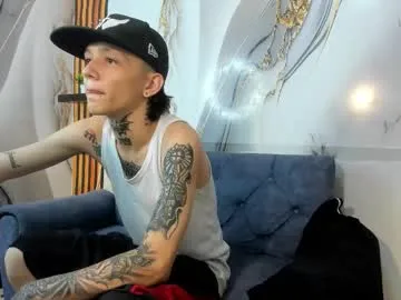 mylaweb – webcam model profile photo Image 18