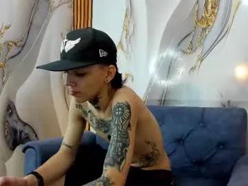 mylaweb – webcam model profile photo Image 19