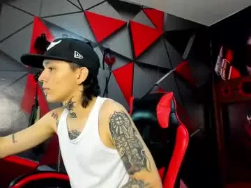 mylaweb – webcam model profile photo Image 5